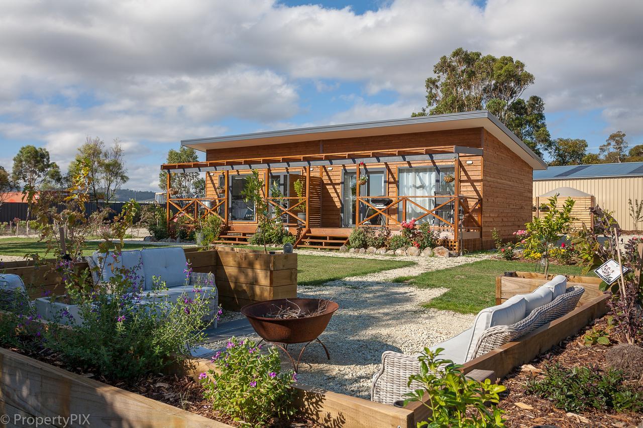 Harrison Grove Villa Forcett Exterior photo